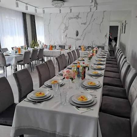 Villa Sunrise Sala Bankietowa I *