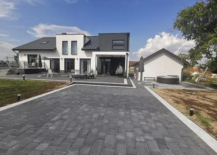 Sunrise Sala Bankietowa I Villa Wola Mokrzeska